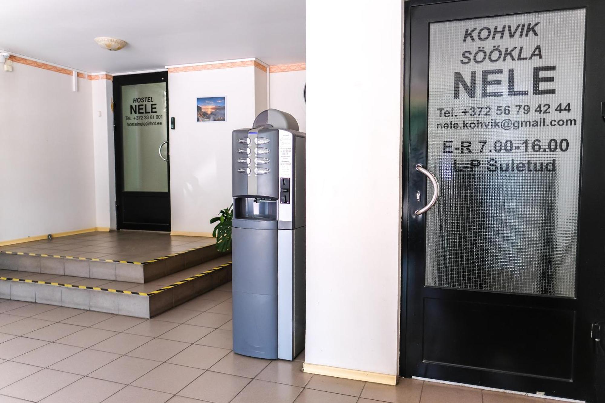 Hostel Nele Jõhvi Exteriör bild