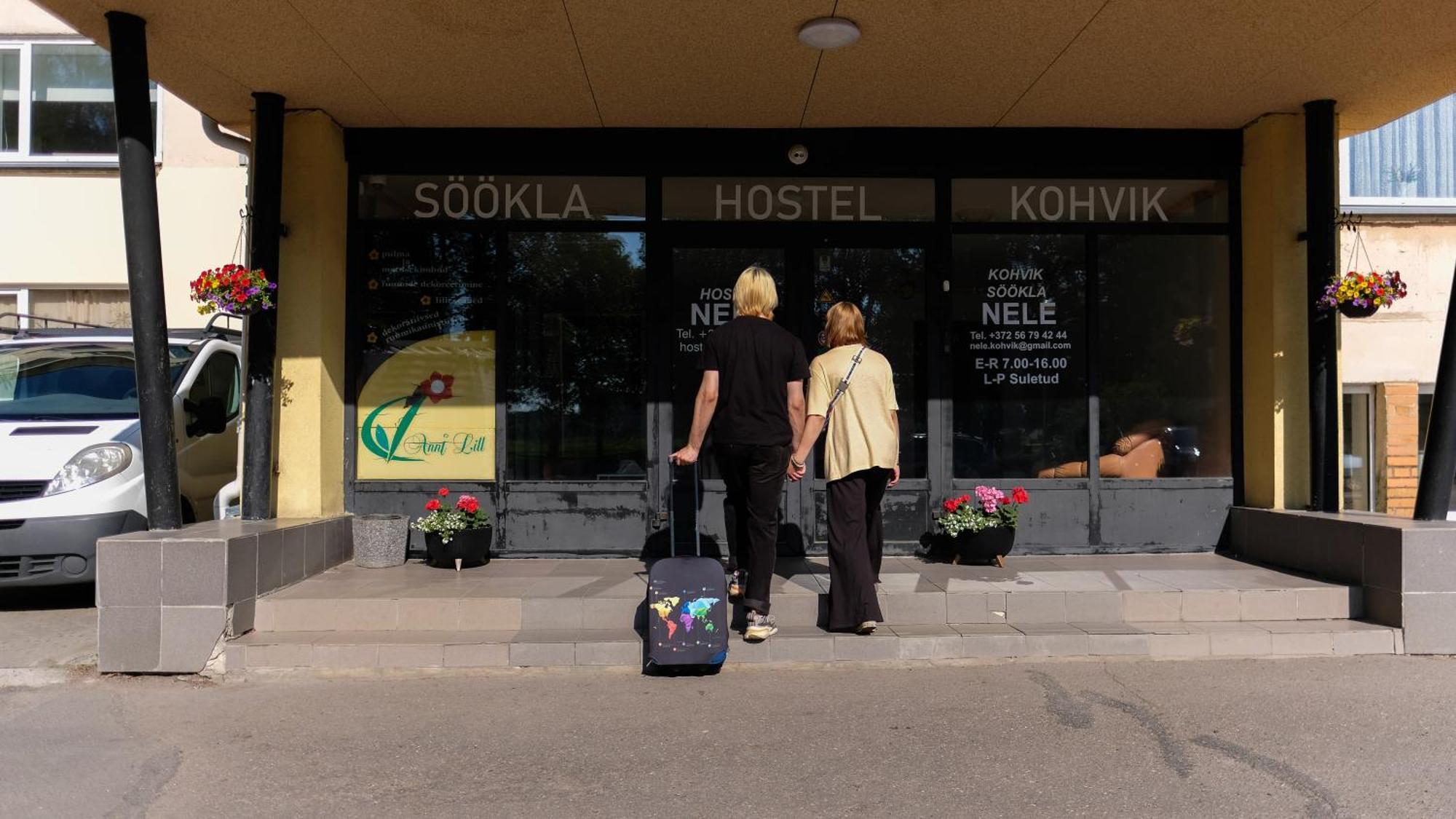 Hostel Nele Jõhvi Exteriör bild